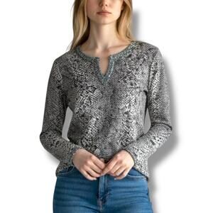 Neiman Marcus Size M Gray Animal Print 100% Cashmere Sequin Trim Keyhole Sweater